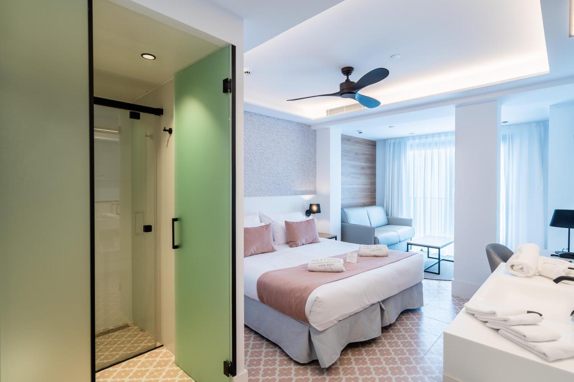 Hotel Neptuno & 4 Sup 4*