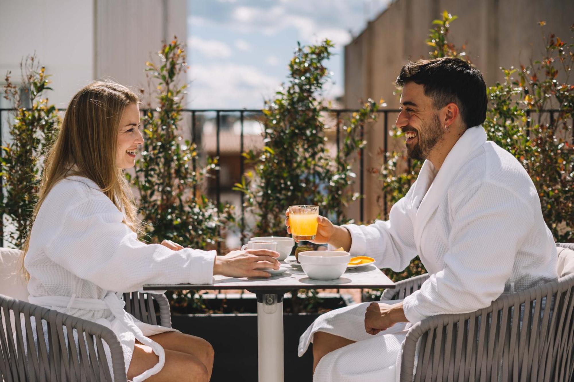 Neptuno & 4 Sup Hotel 4*